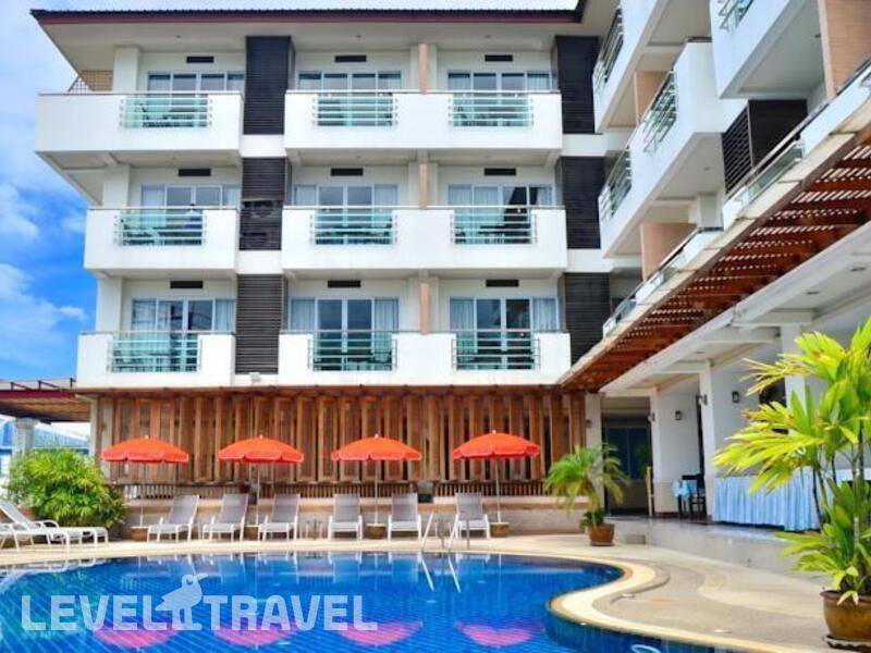 First Residence Hotel — фото 1