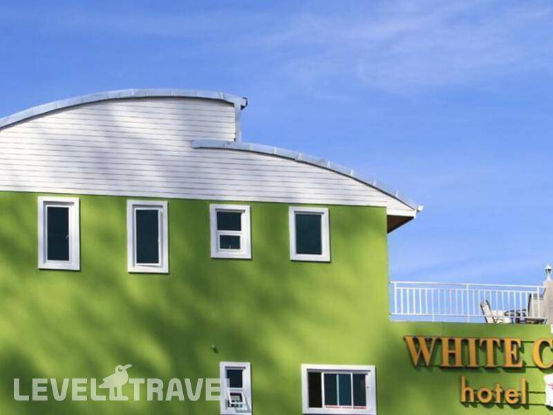 White Cat Hotel — фото 1